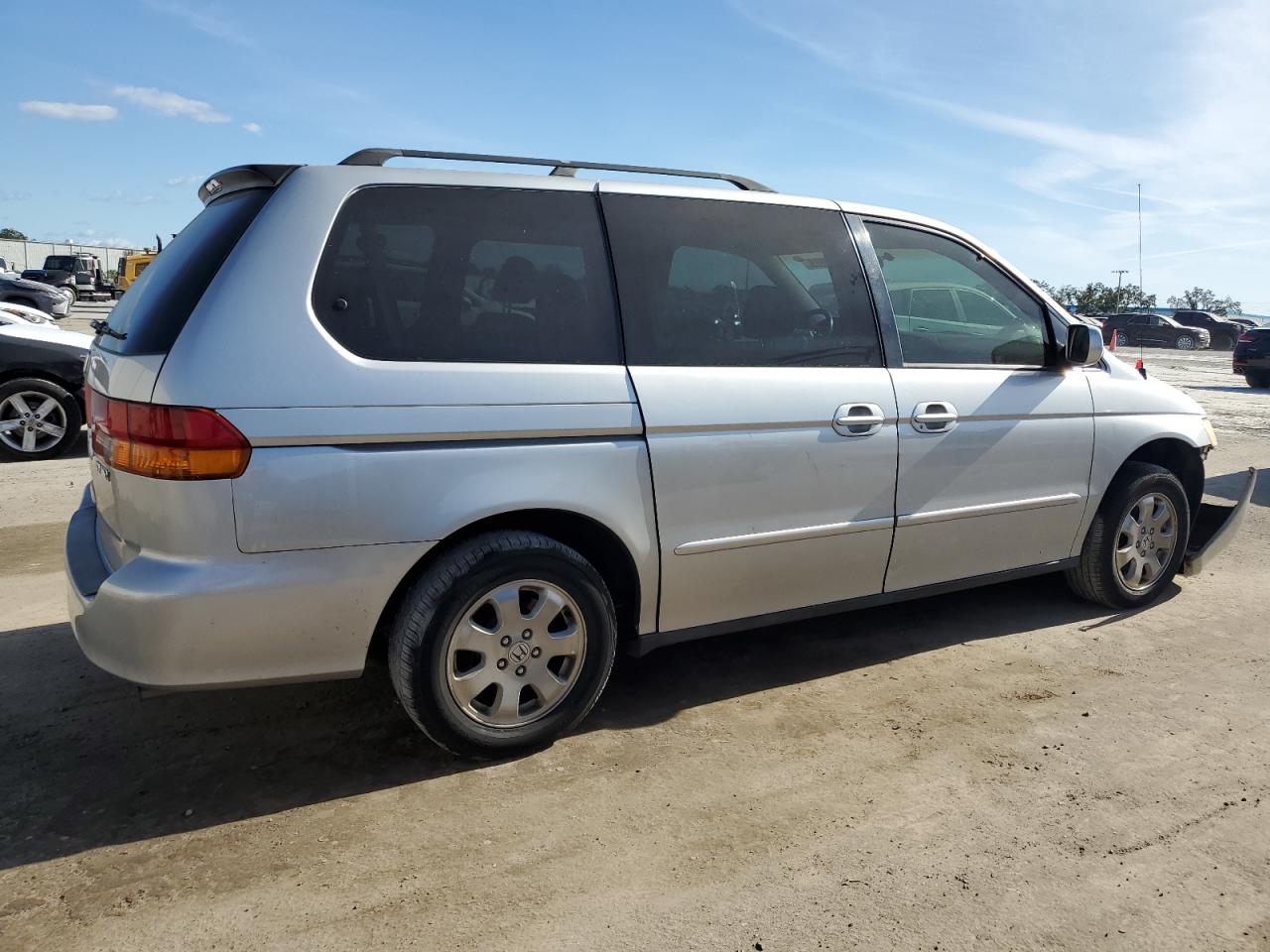 Image 3 of 2003 HONDA ODYSSEY EX 2003 with VIN 5FNRL186X3B095413