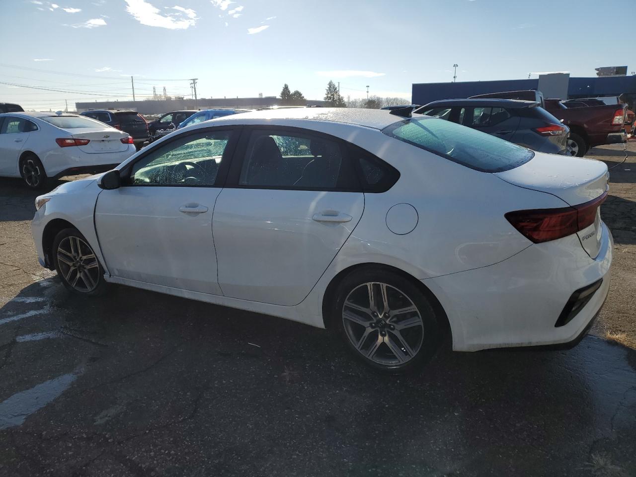 Изображение 2 2019 KIA FORTE GT LINE 2019 с VIN 3KPF34AD9KE016797