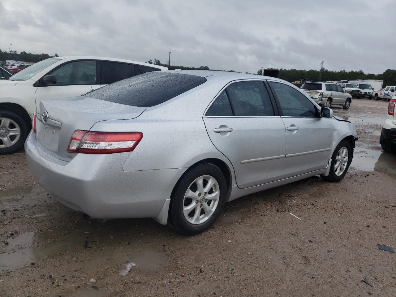 Image 3 of 2011 TOYOTA CAMRY BASE 2011 with VIN 4T1BF3EK9BU141420