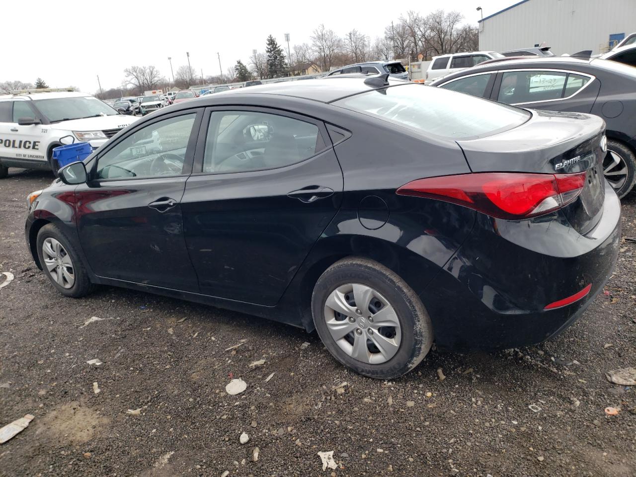 Image 2 of 2016 HYUNDAI ELANTRA SE 2016 with VIN 5NPDH4AE4GH758979