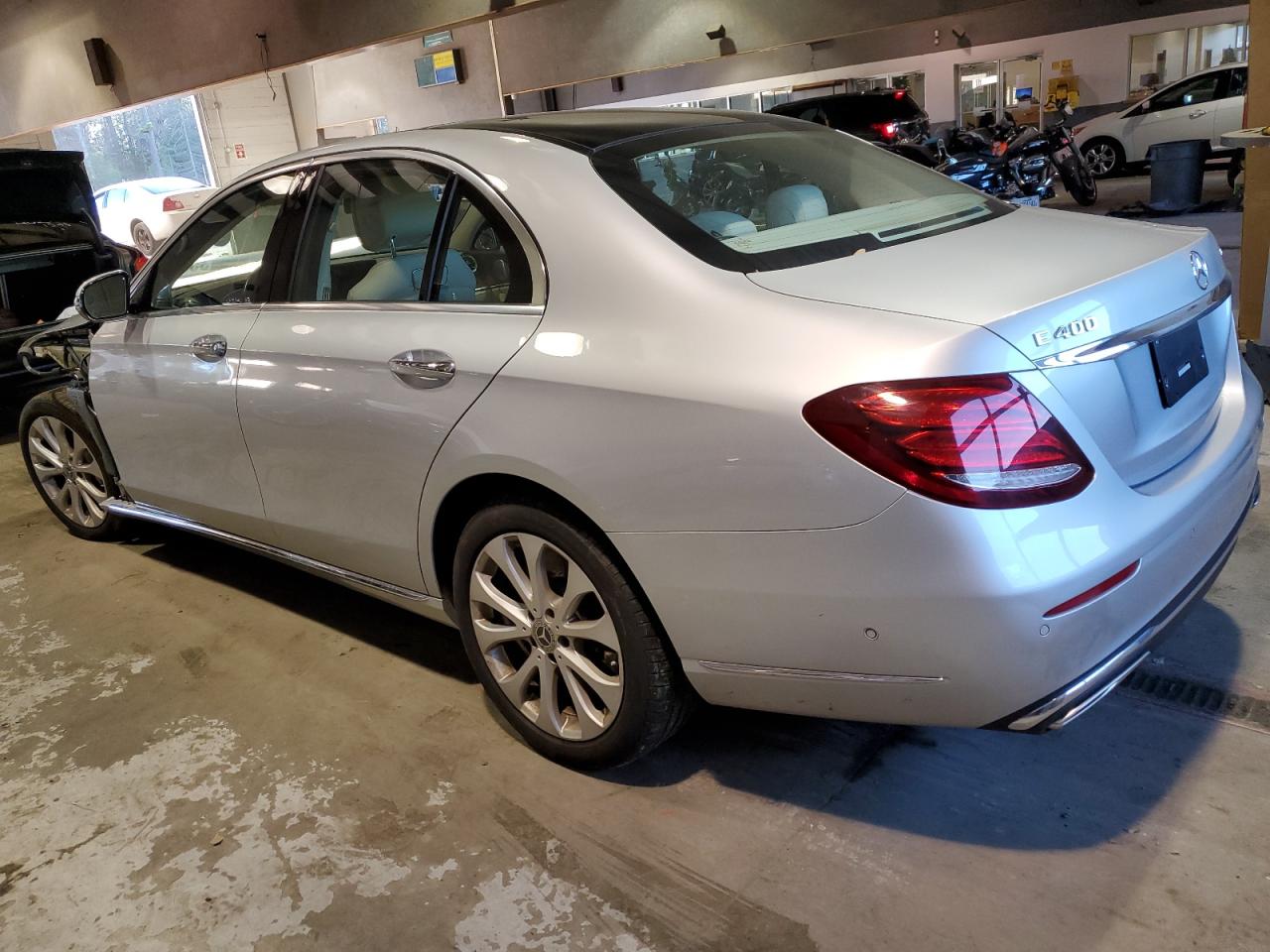Image 2 of 2018 MERCEDES-BENZ E 400 4MATIC 2018 with VIN WDDZF6GB7JA476814