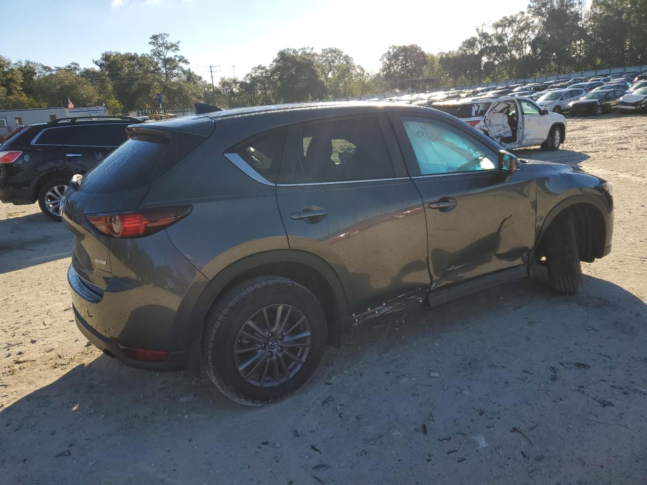 Obraz 3 z 2019 MAZDA CX-5 TOURING 2019 z VIN JM3KFACMXK0631389