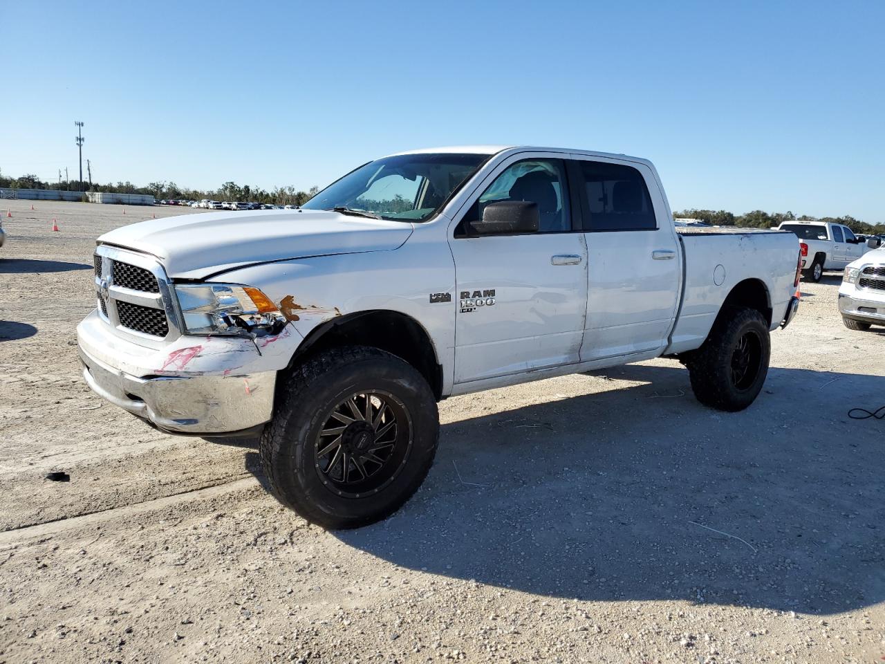 Image 1 of 2019 RAM 1500 CLASSIC SLT 2019 with VIN 1C6RR6TT9KS561642