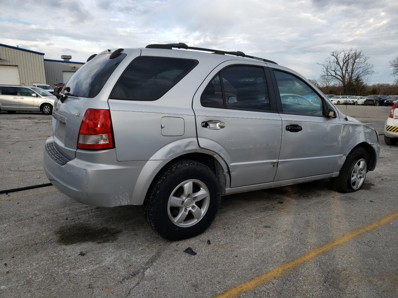 Image 3 of 2006 KIA SORENTO EX 2006 with VIN KNDJD733065535848