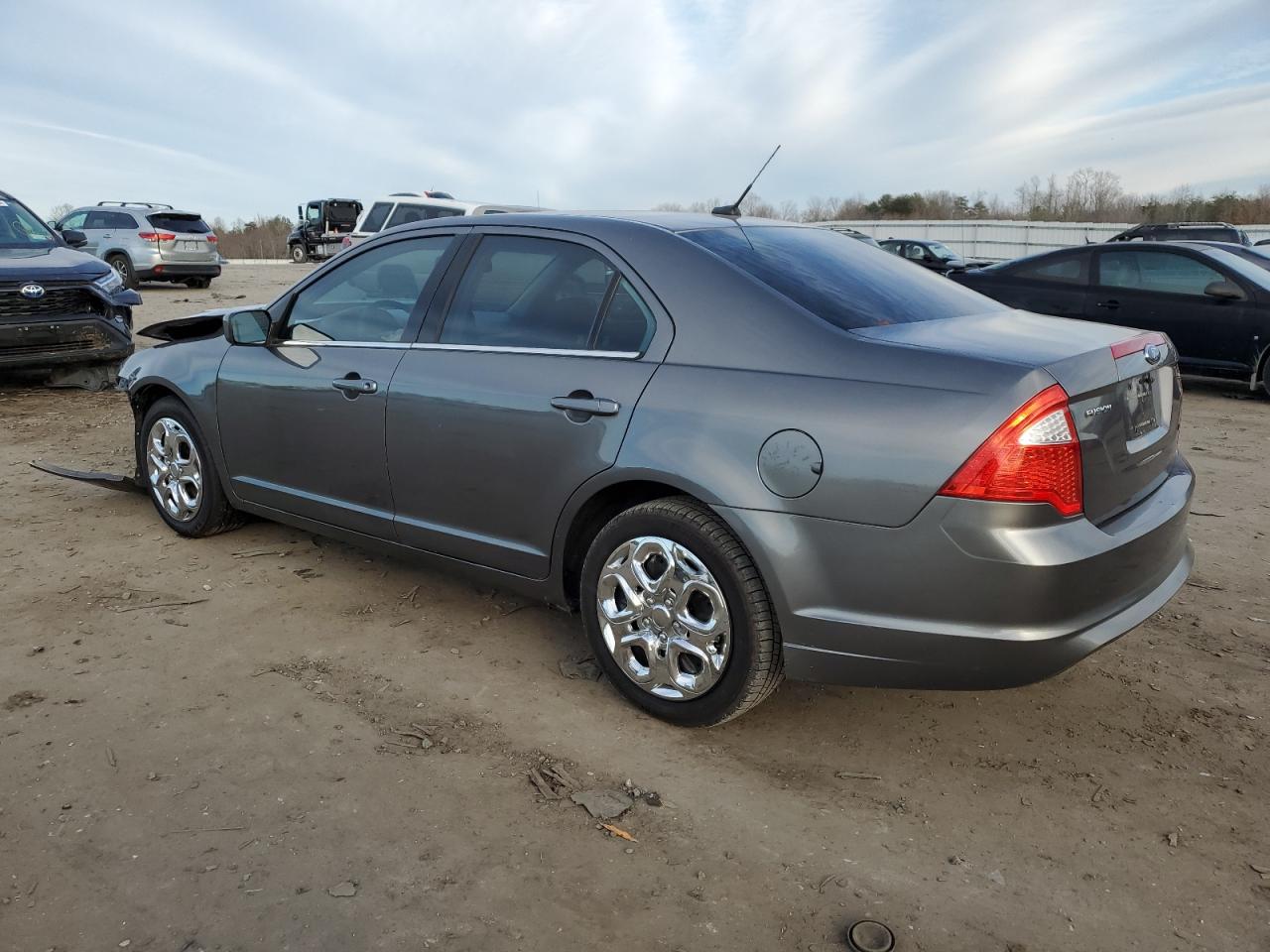 Image 2 of 2010 FORD FUSION SE 2010 with VIN 3FAHP0HA2AR117646