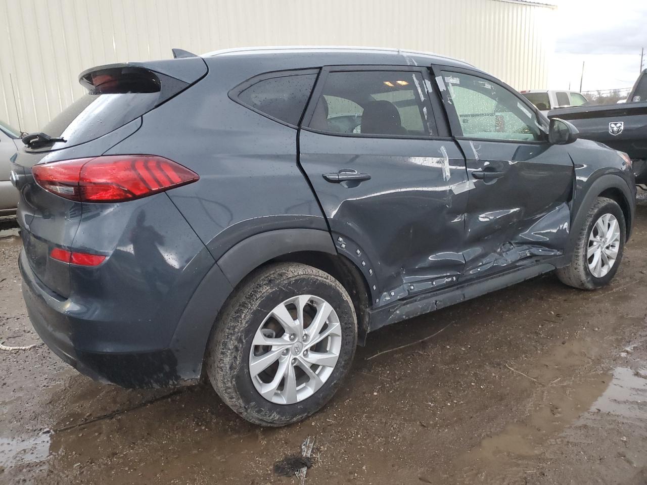 Image 3 of 2019 HYUNDAI TUCSON LIMITED 2019 with VIN KM8J33A40KU884477