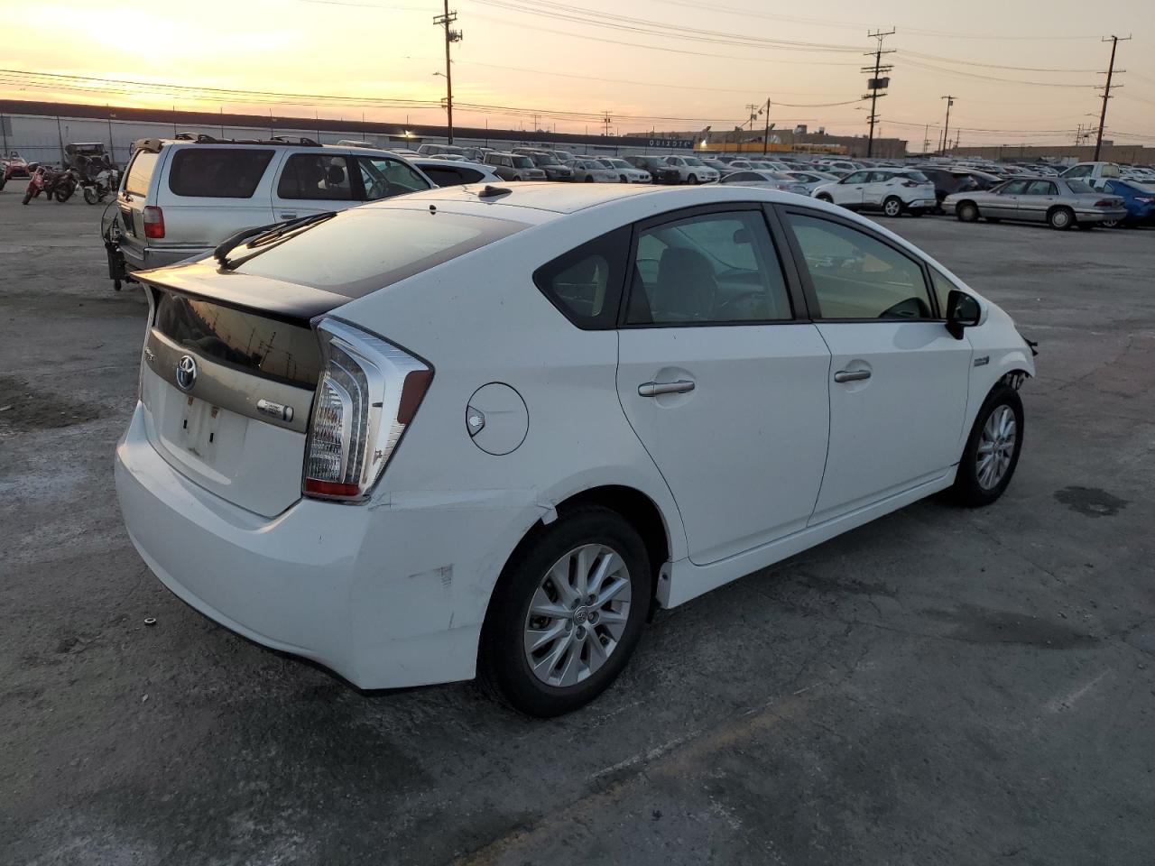 Изображение 3 2012 TOYOTA PRIUS PLUG-IN  2012 с VIN JTDKN3DP7C3002818