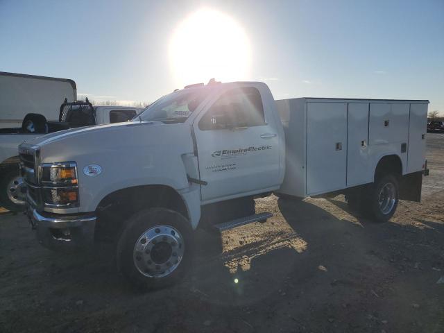 Image 2 of 2022 CHEVROLET SILVERADO MEDIUM DUTY  2022 with VIN 1HTKJPVK6NH737658