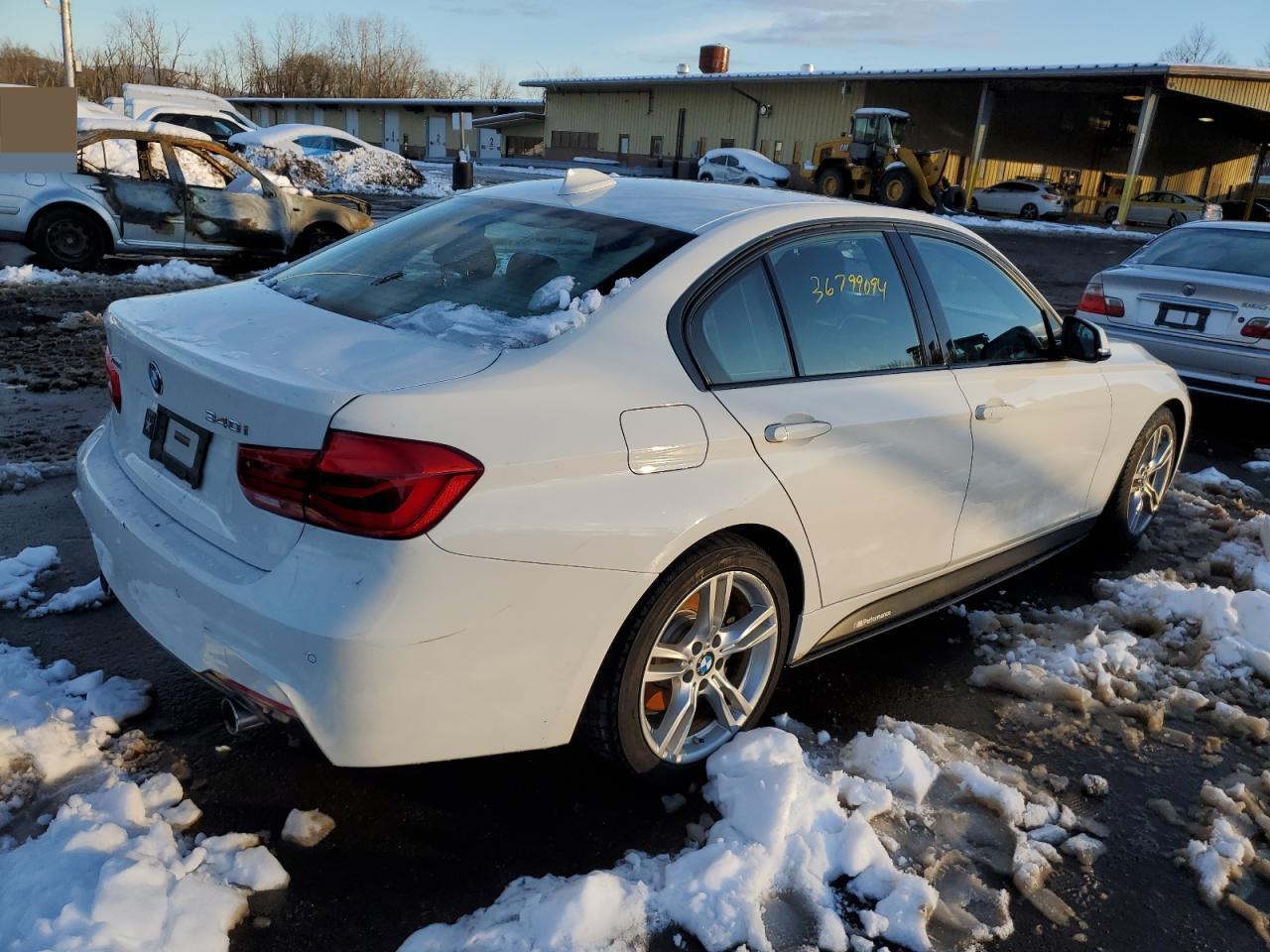 Image 3 of 2016 BMW 340 XI 2016 with VIN WBA8B7G50GNT95220