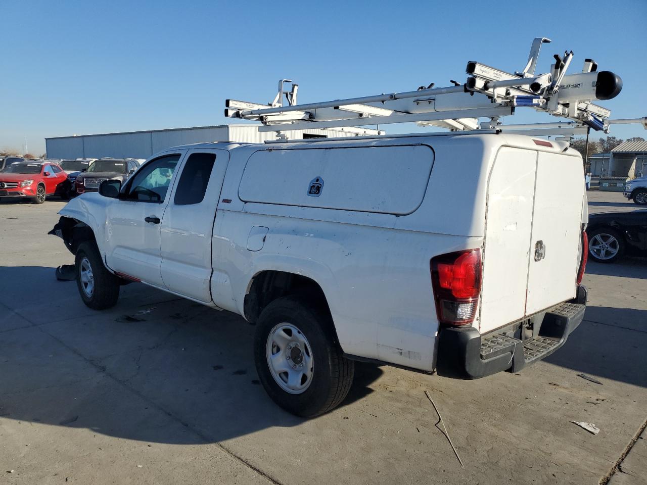 Obraz 2 z 2021 TOYOTA TACOMA ACCESS CAB 2021 z VIN 3TYRX5GN2MT010800