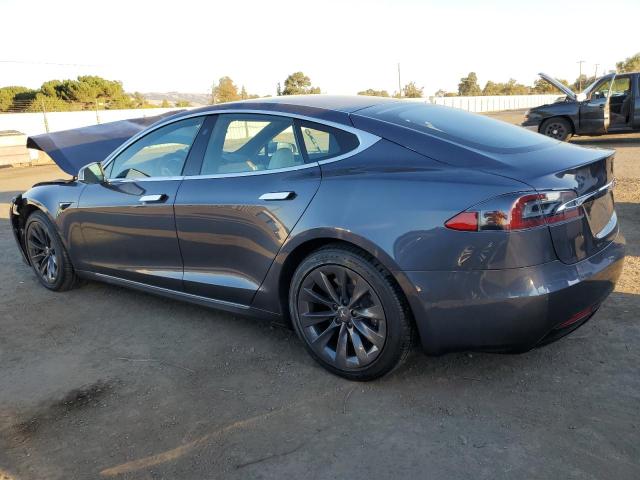 Obraz 2 z 2020 TESLA MODEL S  2020 z VIN 5YJSA1E27LF415232