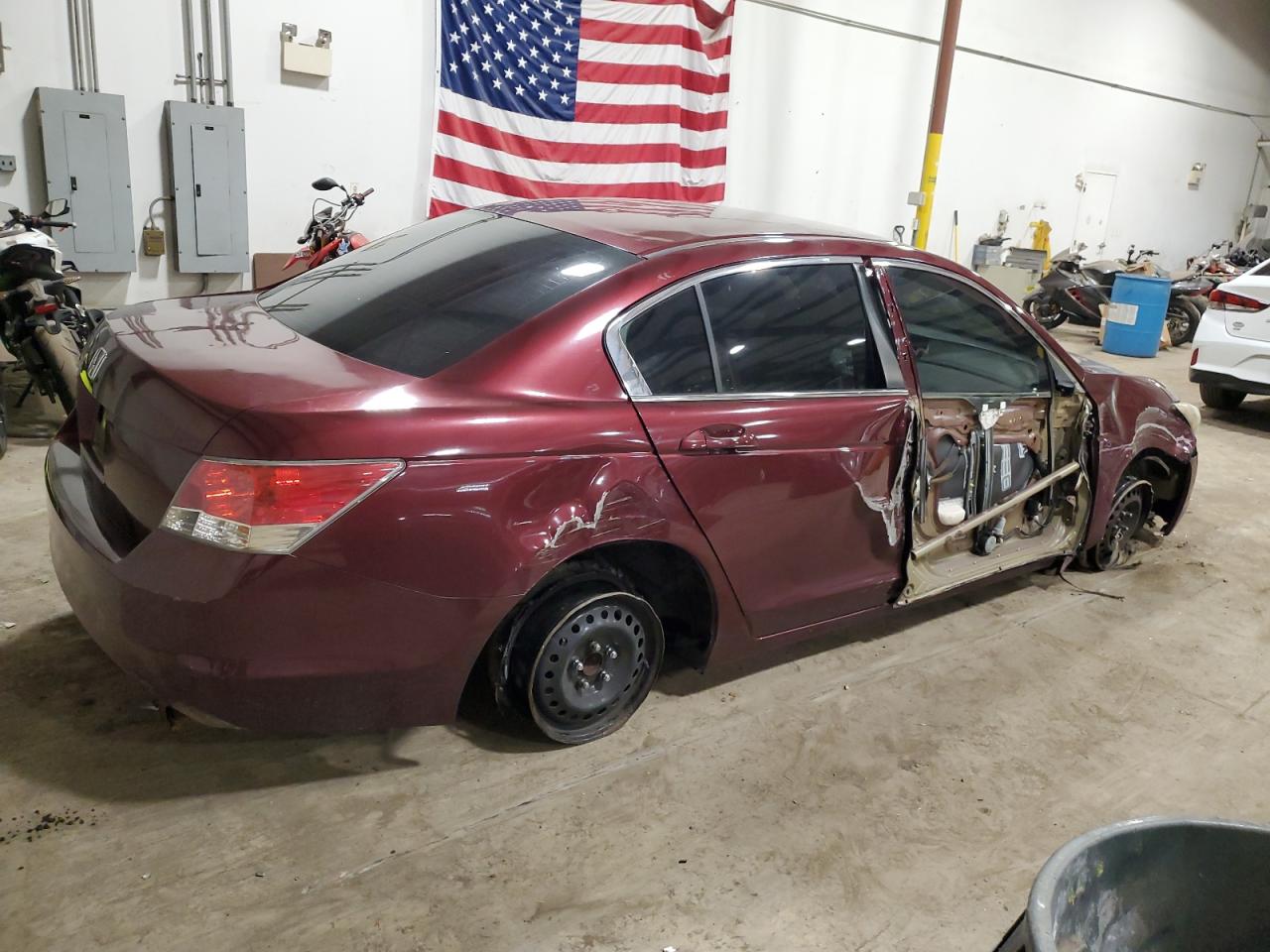 Изображение 3 2009 HONDA ACCORD LX 2009 с VIN 1HGCP26349A127543