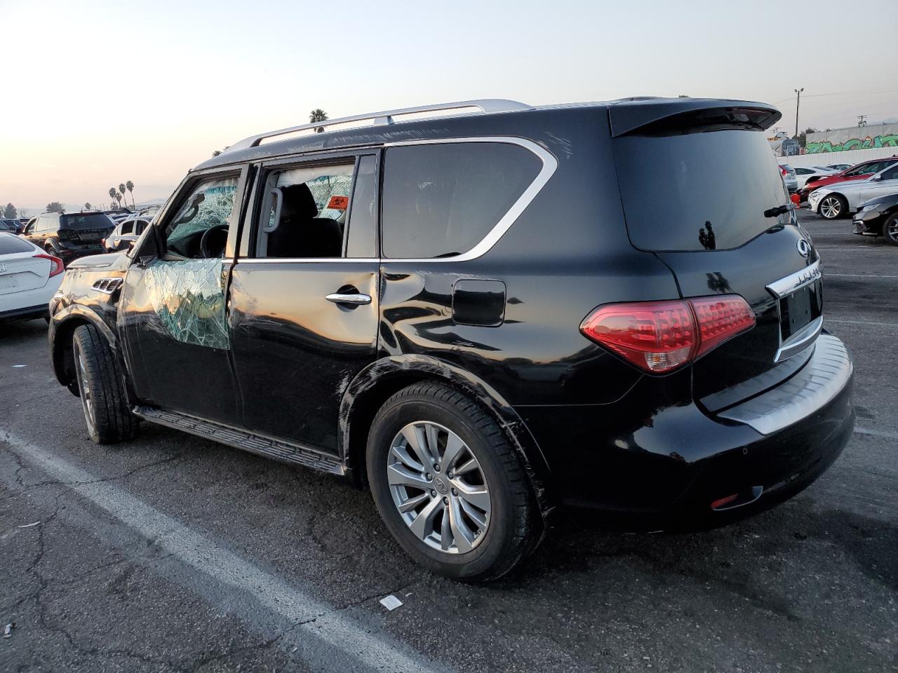 Image 2 of 2016 INFINITI QX80  2016 with VIN JN8AZ2NE1G9121141