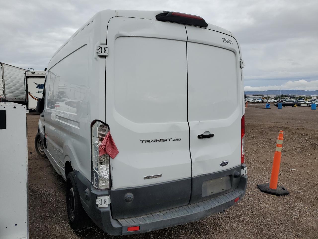 Obraz 2 z 2019 FORD TRANSIT T-250 2019 z VIN 1FTYR2CV4KKA26832