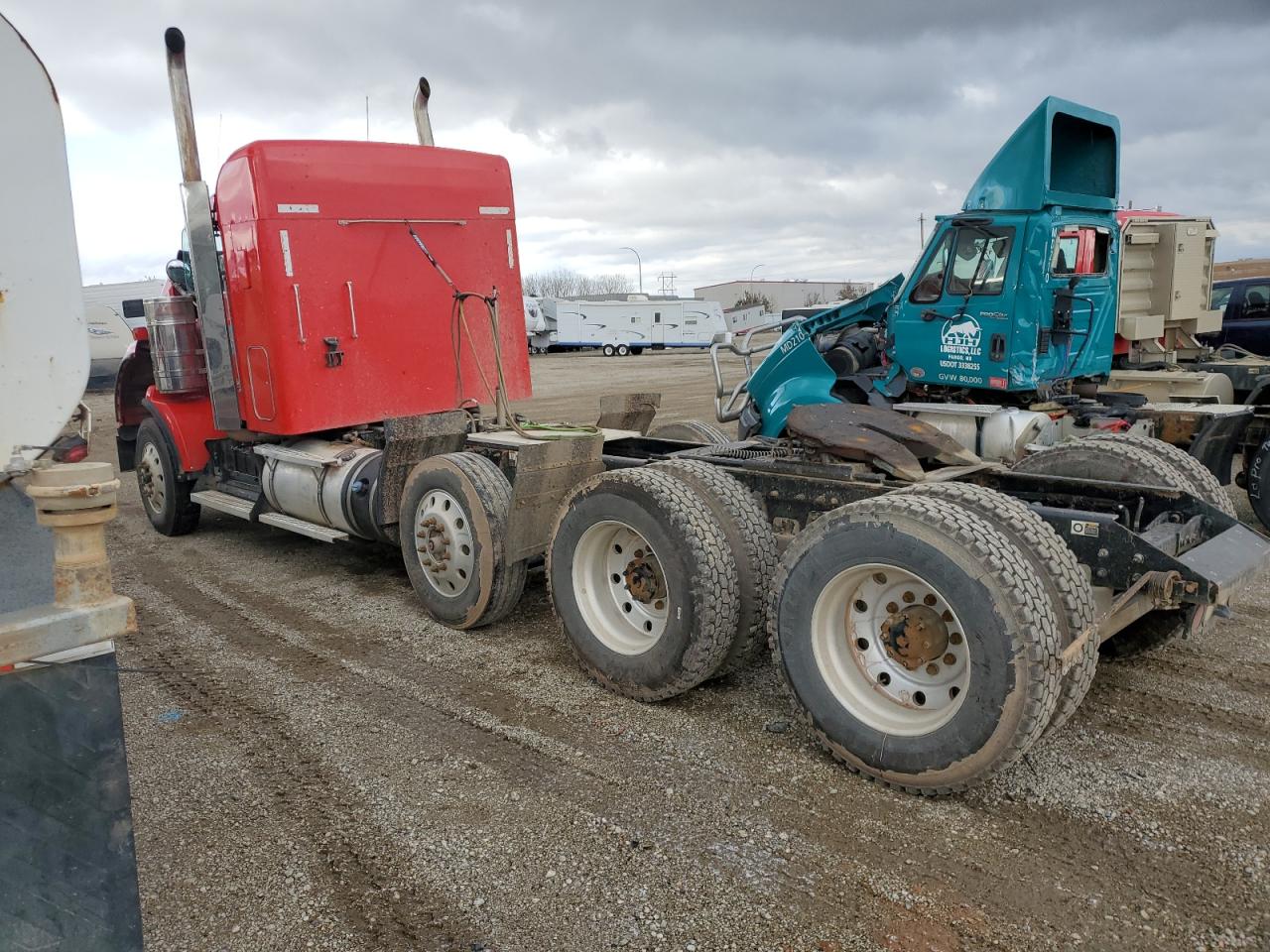 Image 3 of 2022 KENWORTH CONSTRUCTION T800 2022 with VIN 1XKDP4EX0NR468084