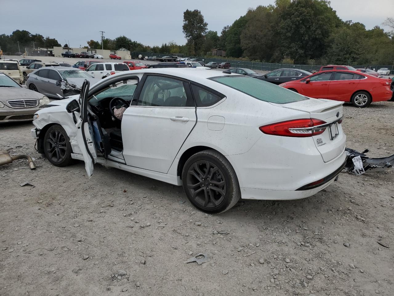 Obraz 2 z 2018 FORD FUSION SE 2018 z VIN 3FA6P0HD5JR270023