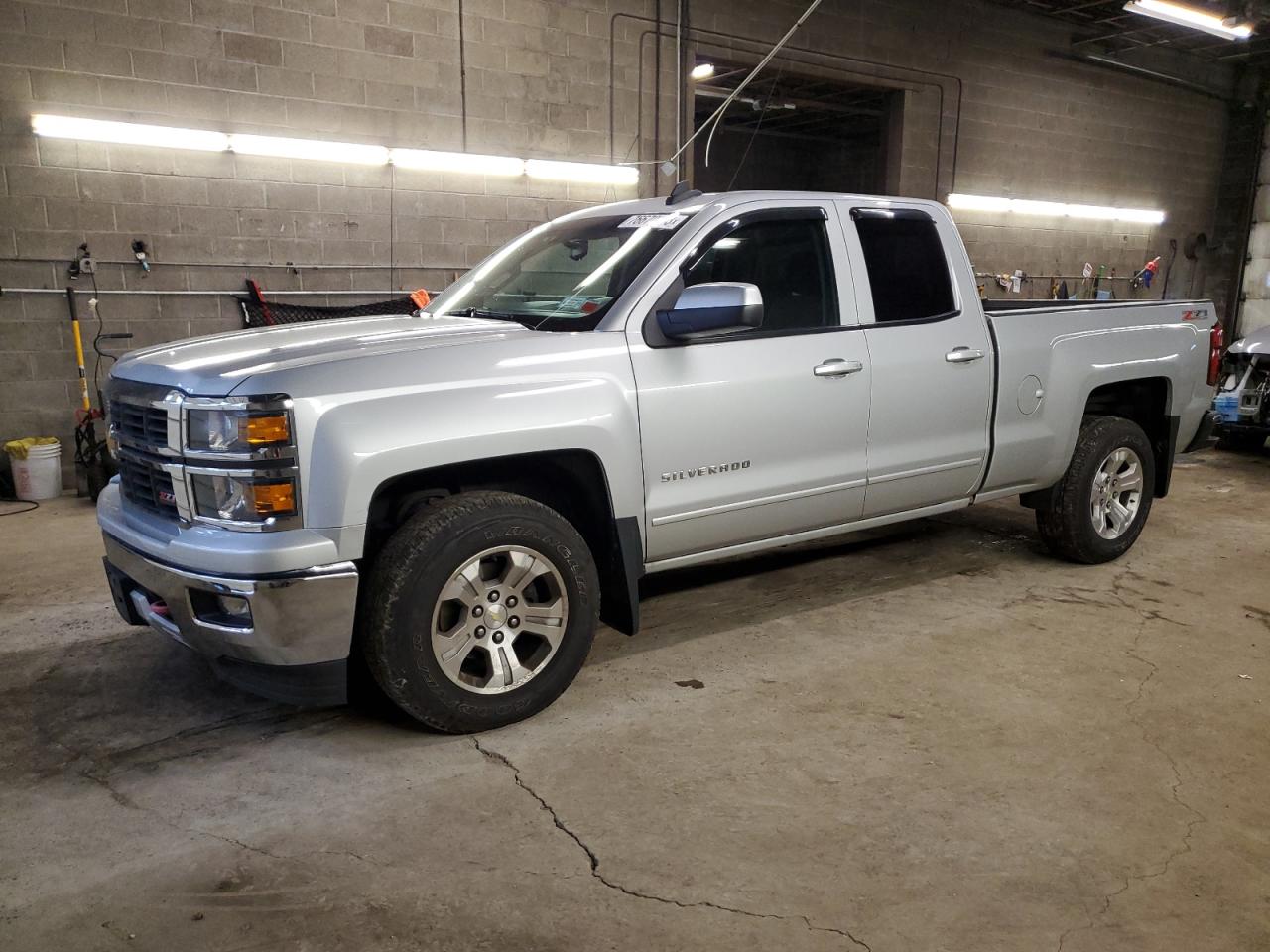 Image 1 of 2015 CHEVROLET SILVERADO K1500 LT 2015 with VIN 1GCVKREC8FZ362623