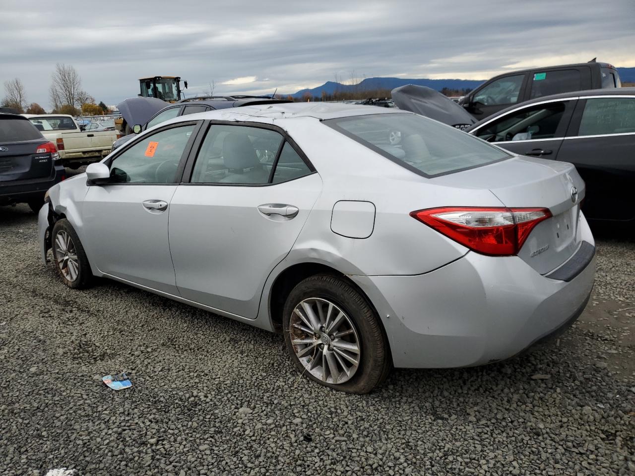 Изображение 2 2015 TOYOTA COROLLA L 2015 с VIN 5YFBURHE1FP182503