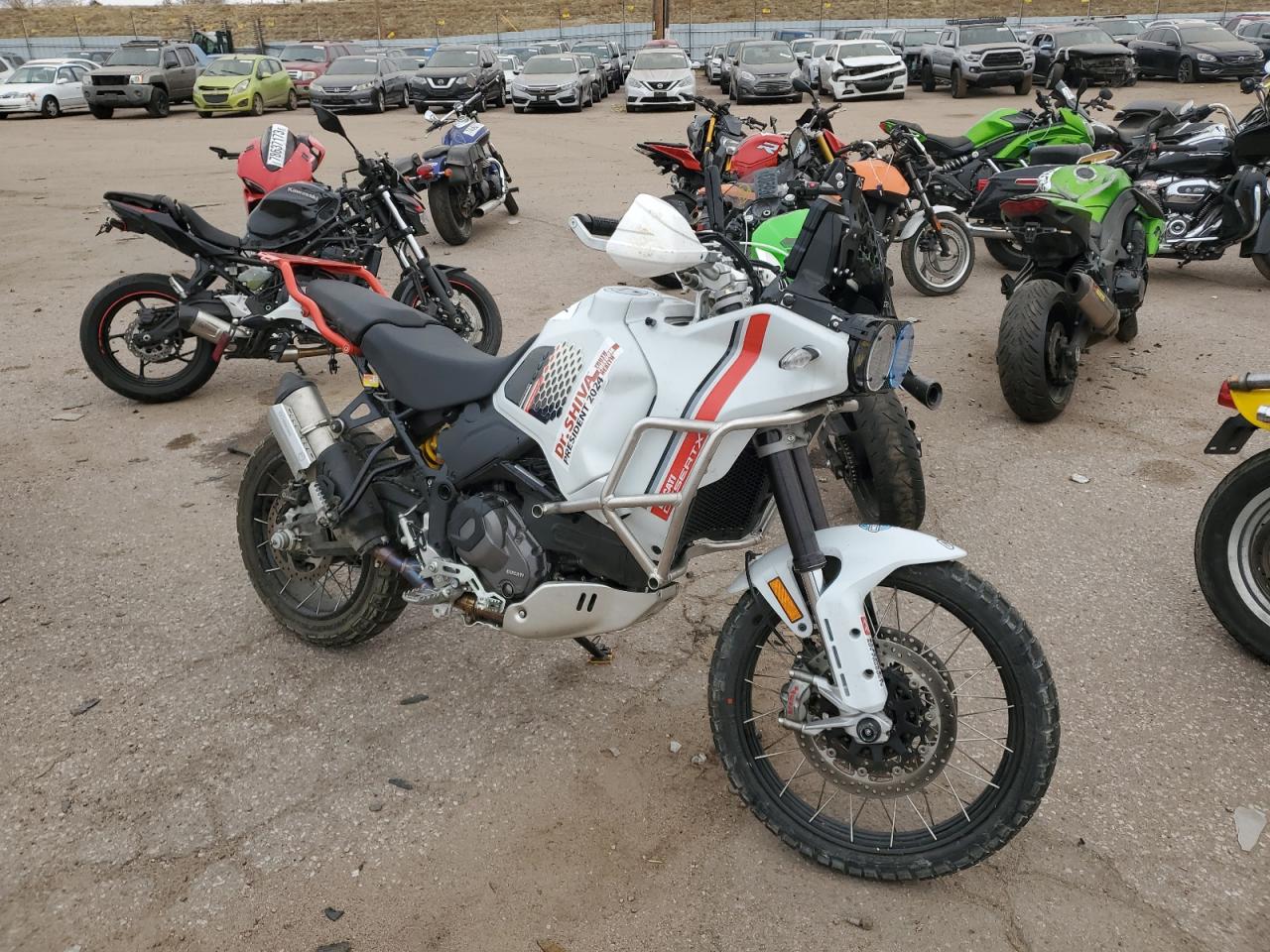 Изображение 1 2023 DUCATI DESERT X  2023 с VIN ZDMXANDT6PB001685