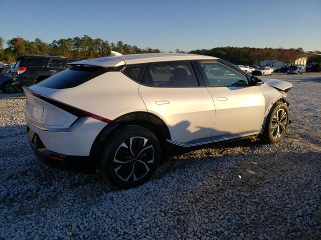 Image 3 of 2022 KIA EV6 LIGHT 2022 with VIN KNDC3DLC5N5049190