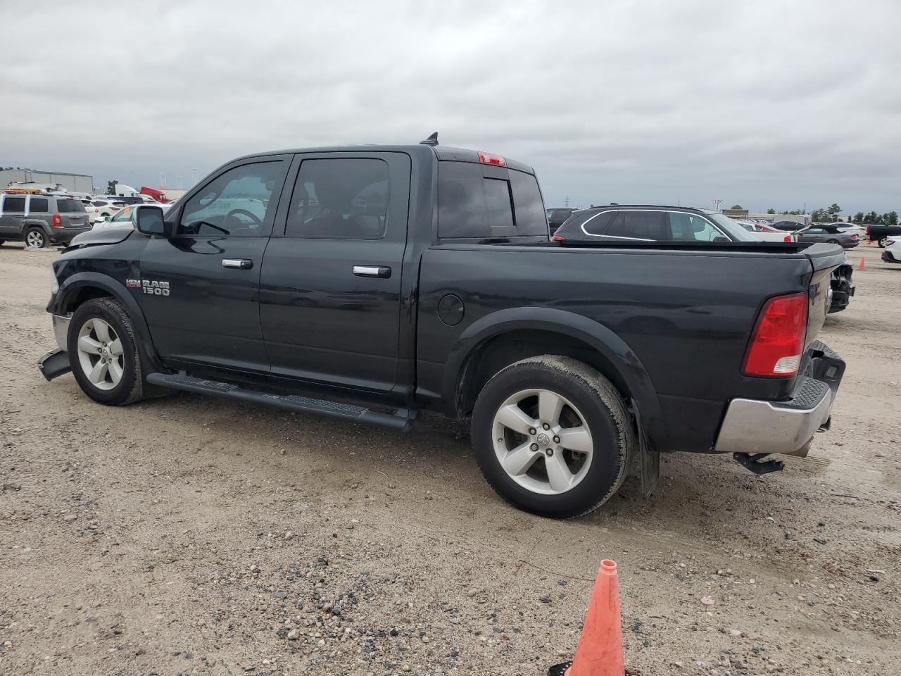 Image 2 of 2018 RAM 1500 SLT 2018 with VIN 1C6RR6LT6JS143439