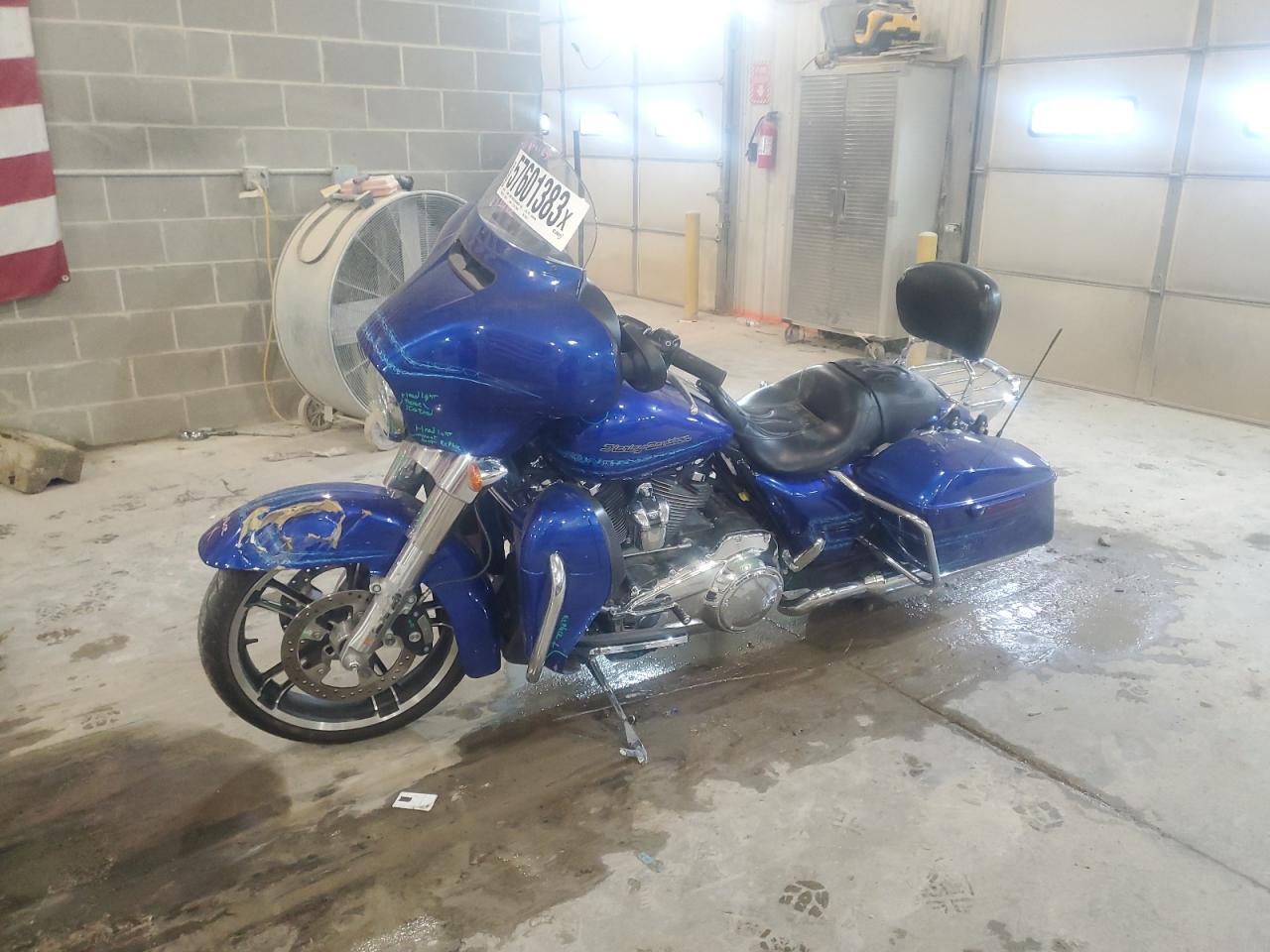 Obraz 3 z 2019 HARLEY-DAVIDSON FLHX  2019 z VIN 1HD1KBC15KB680174