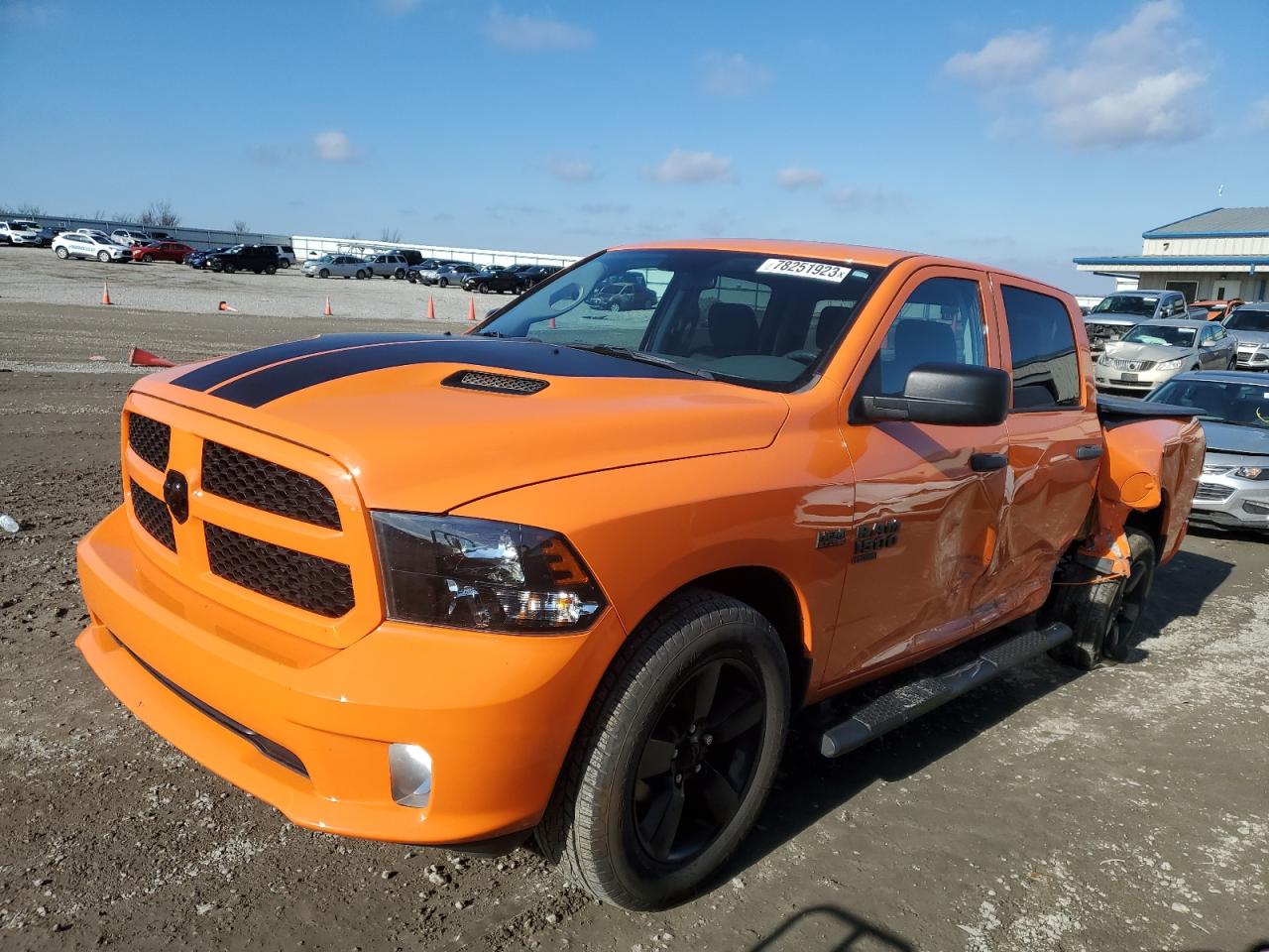 Obraz 2019 RAM 1500 CLASSIC TRADESMAN 2019