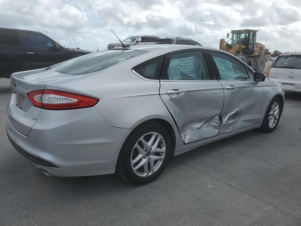 Image 3 of 2016 FORD FUSION SE 2016 with VIN 3FA6P0H79GR287670
