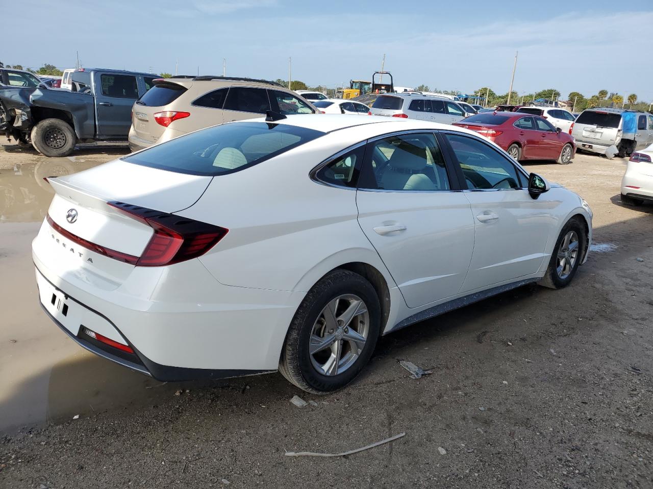 Obraz 3 z 2021 HYUNDAI SONATA SE 2021 z VIN 5NPEG4JA2MH106782