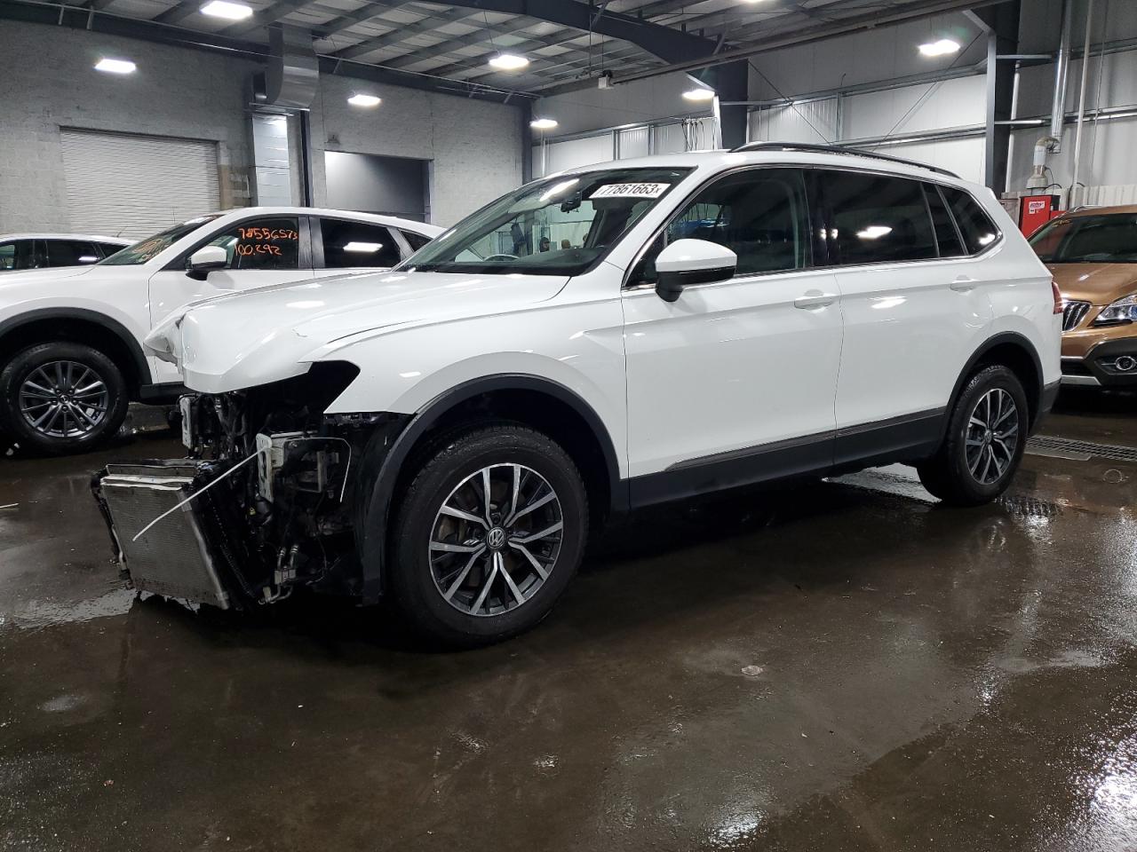 Изображение 1 2018 VOLKSWAGEN TIGUAN SE 2018 с VIN 3VV2B7AX6JM216183