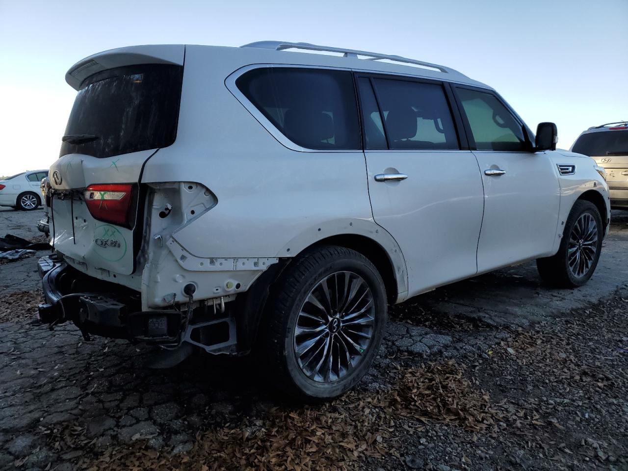 Изображение 3 2021 INFINITI QX80 LUXE 2021 с VIN JN8AZ2AF2M9720799