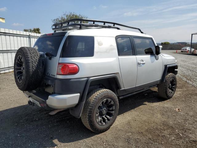 Image 3 of 2007 TOYOTA FJ CRUISER  2007 with VIN JTEBU11F170075737
