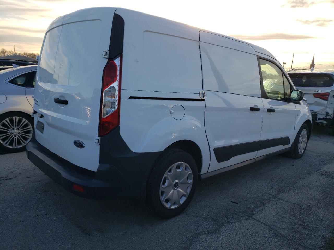 Изображение 3 2017 FORD TRANSIT CONNECT XL 2017 с VIN NM0LS7E79H1296144