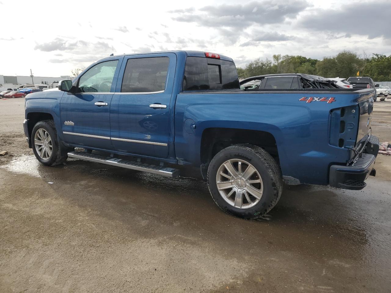 Image 2 of 2018 CHEVROLET SILVERADO K1500 HIGH COUNTRY 2018 with VIN 3GCUKTEJ6JG373023