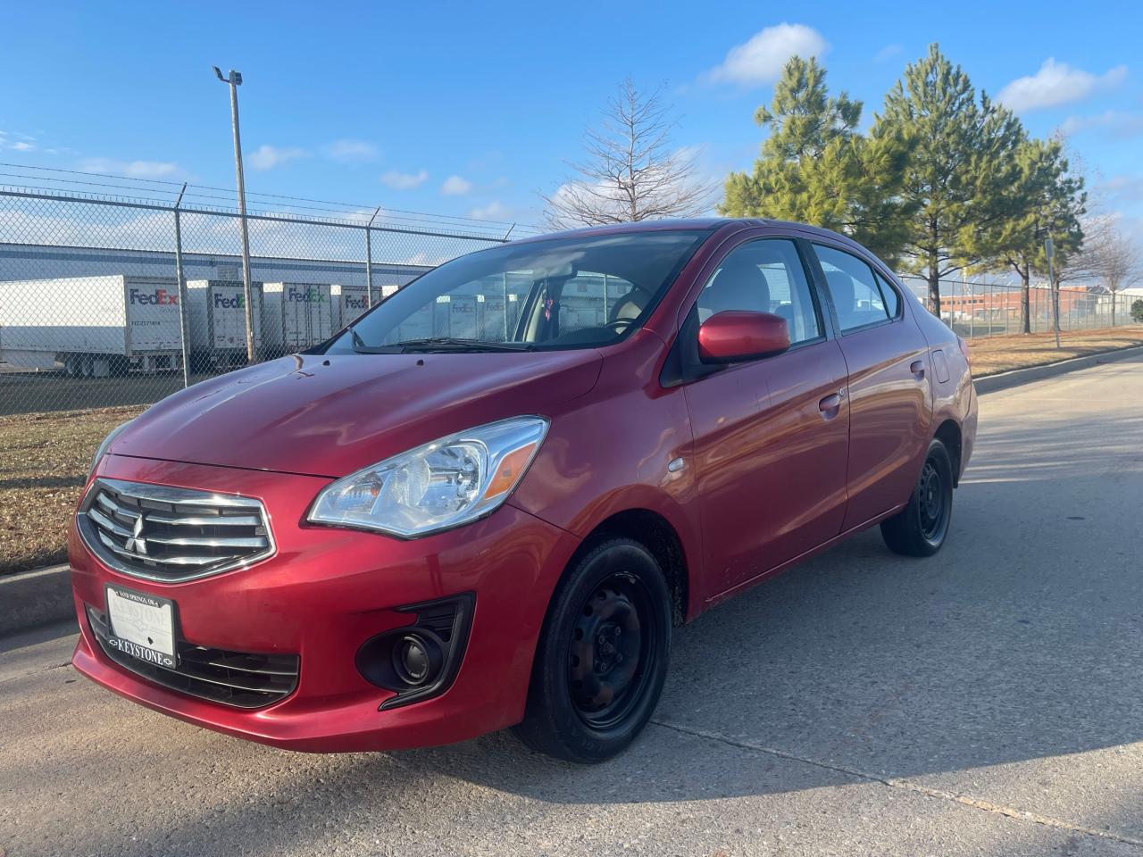 Obraz 2 z 2018 MITSUBISHI MIRAGE G4 ES 2018 z VIN ML32F3FJ7JHF02814