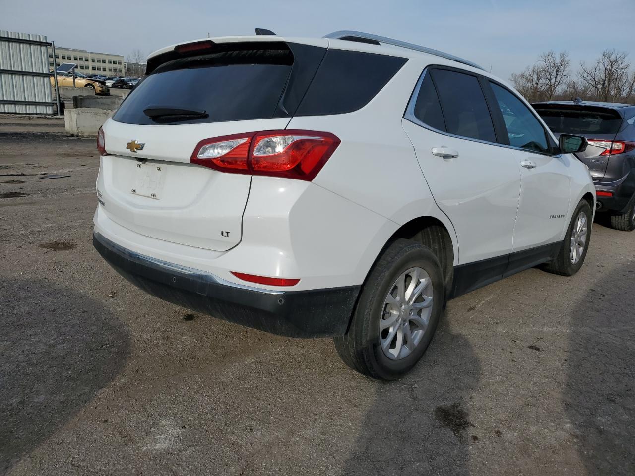 Obraz 3 z 2021 CHEVROLET EQUINOX LT 2021 z VIN 3GNAXKEV1MS138684