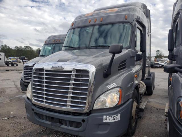 Obraz 2 z 2018 FREIGHTLINER CASCADIA 113  2018 z VIN 3AKJGHDV4JSJV6365