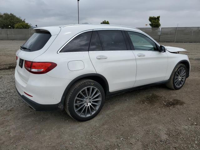 Image 3 of 2016 MERCEDES-BENZ GLC 300 2016 with VIN WDC0G4JB2GF018942