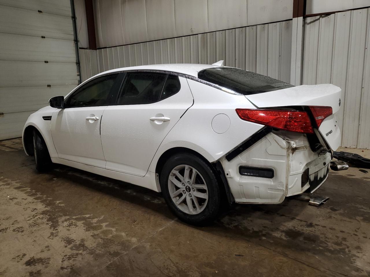 Obraz 2 z 2011 KIA OPTIMA LX 2011 z VIN KNAGM4A72B5073539
