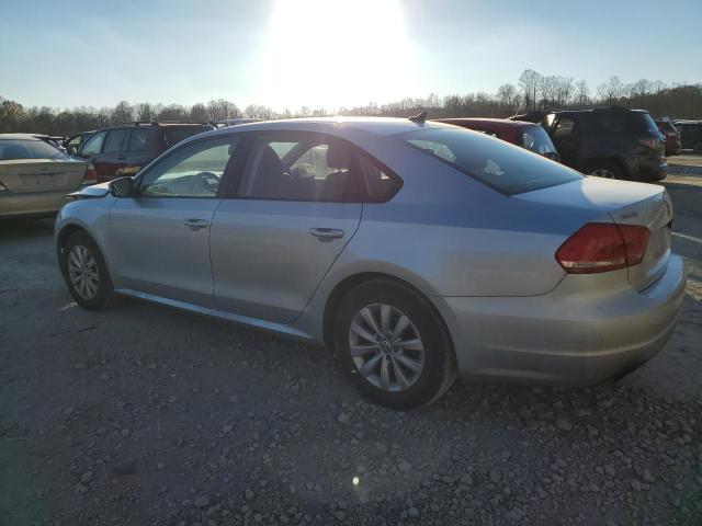 Obraz 2 z 2015 VOLKSWAGEN PASSAT S 2015 z VIN 1VWAT7A39FC020541