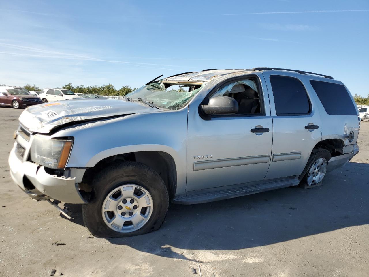Image 1 of 2010 CHEVROLET TAHOE C1500  LS 2010 with VIN 1GNUCAE03AR132343