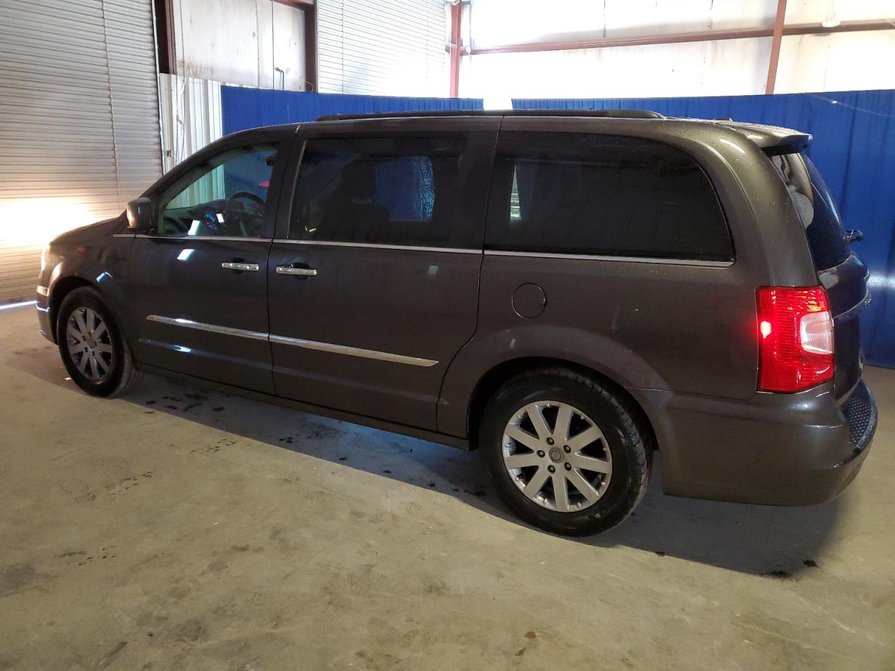 Obraz 2 z 2015 CHRYSLER TOWN & COUNTRY TOURING 2015 z VIN 2C4RC1BG5FR655915