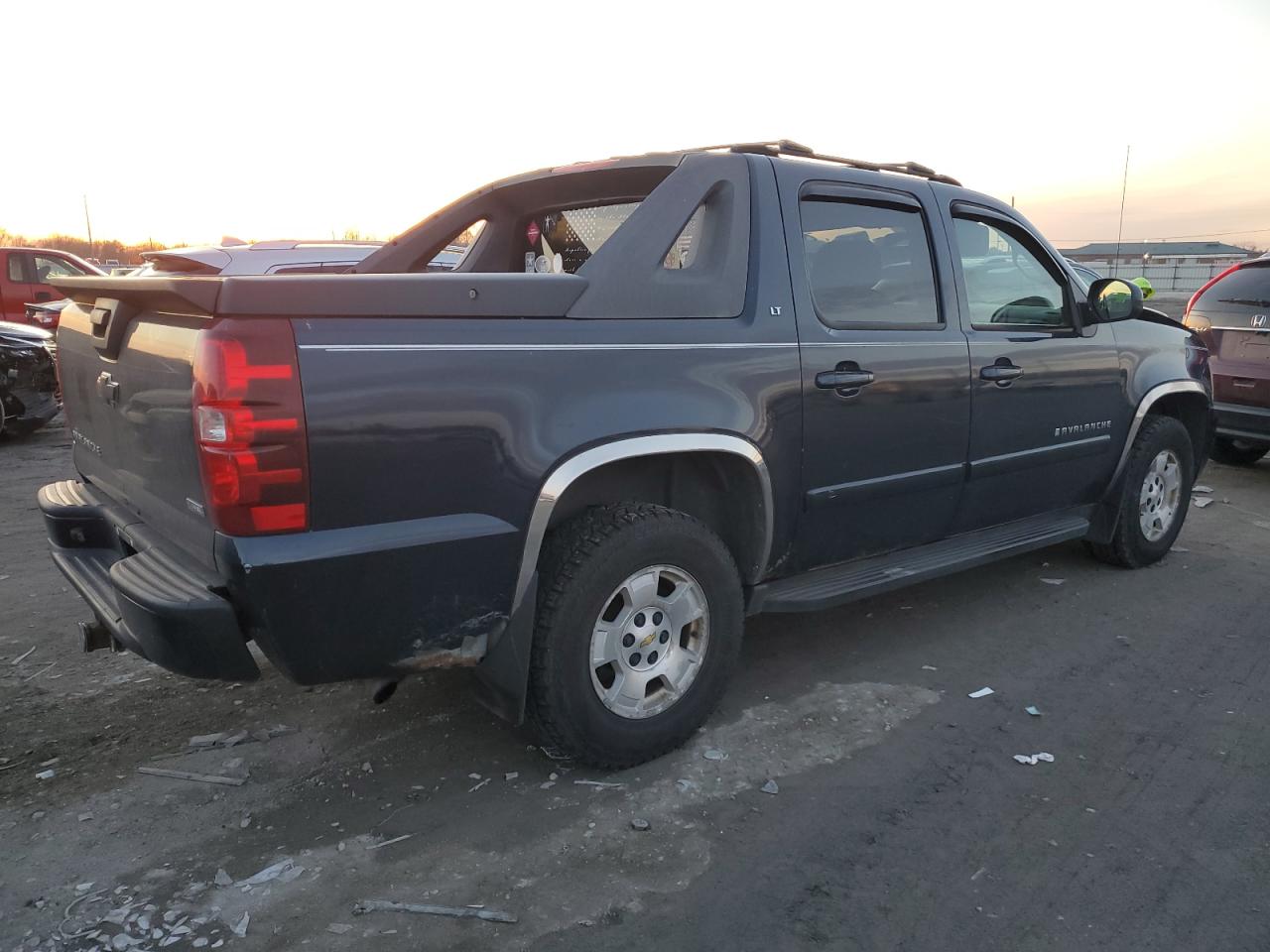 Изображение 3 2007 CHEVROLET AVALANCHE K1500 2007 с VIN 3GNFK12377G179233