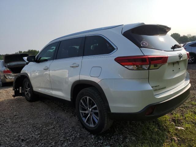 Image 2 of 2019 TOYOTA HIGHLANDER SE 2019 with VIN 5TDKZRFH1KS305958