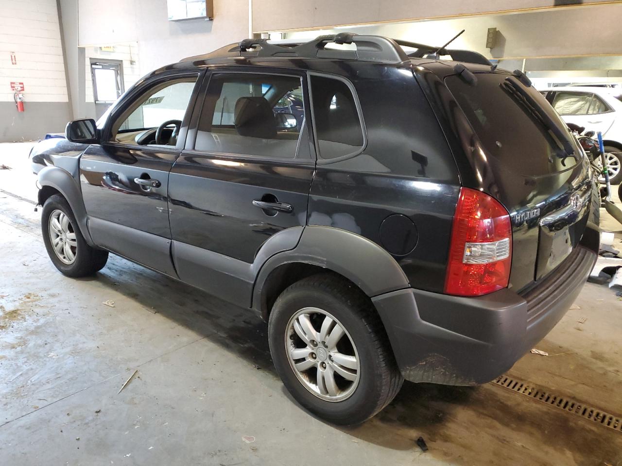 Image 2 of 2007 HYUNDAI TUCSON SE 2007 with VIN KM8JN72D57U584070