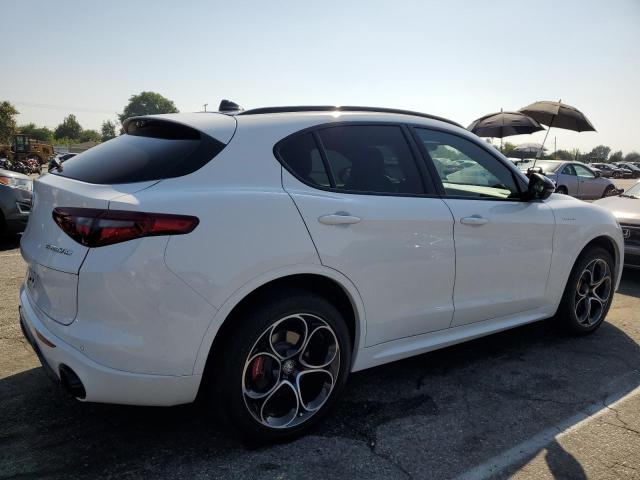 Image 3 of 2022 ALFA ROMEO STELVIO TI 2022 with VIN ZASPAKBN2N7D47268