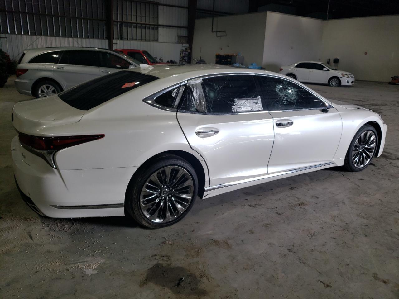 Изображение 3 2018 LEXUS LS 500 BASE 2018 с VIN JTHB51FF7J5006358