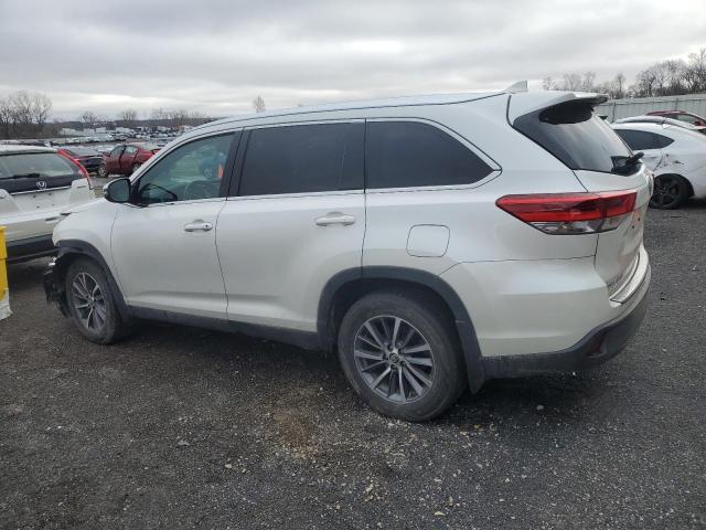 Obraz 2 z 2019 TOYOTA HIGHLANDER SE 2019 z VIN 5TDJZRFH2KS596711