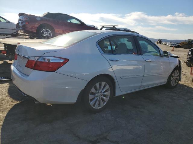Image 3 of 2014 HONDA ACCORD EX 2014 with VIN 1HGCR2F7XEA161963