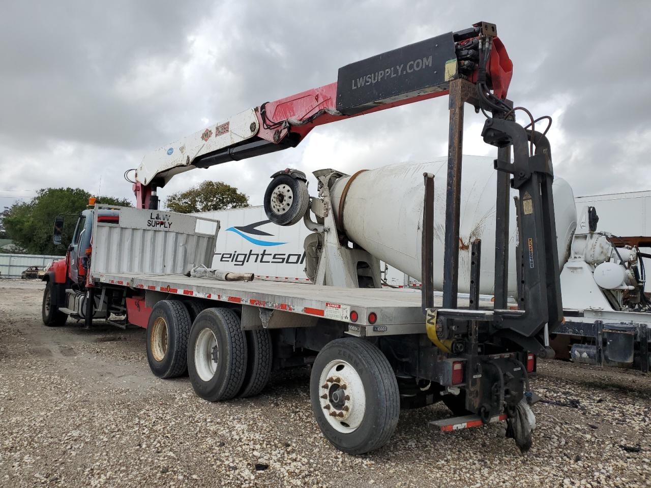 Image 3 of 2014 FREIGHTLINER 114SD  2014 with VIN 3ALMG3DV5EDFS6215